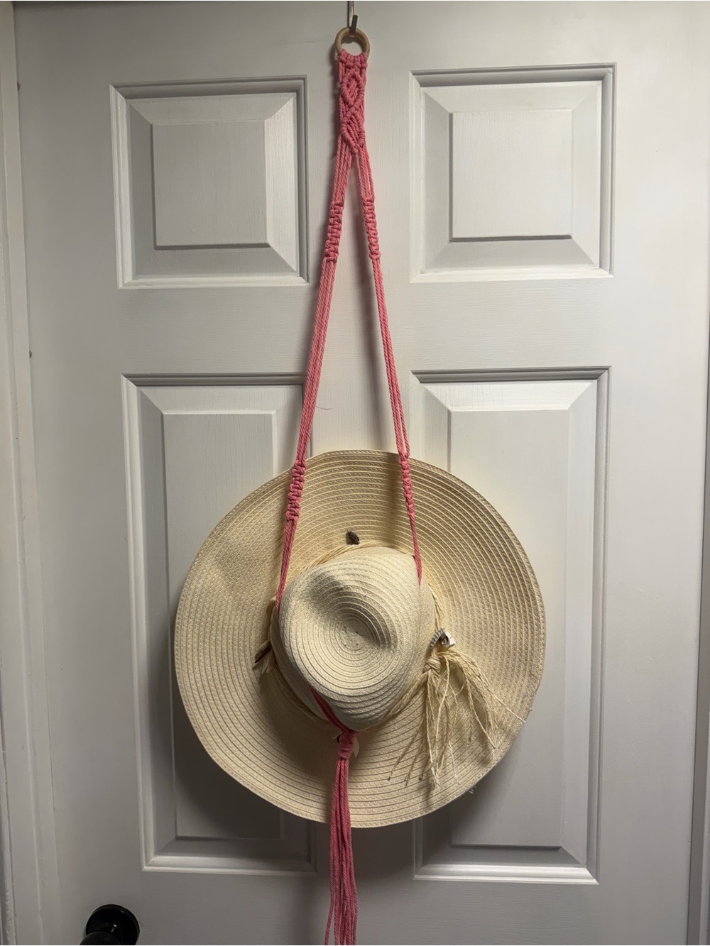 Macrame hat hanger